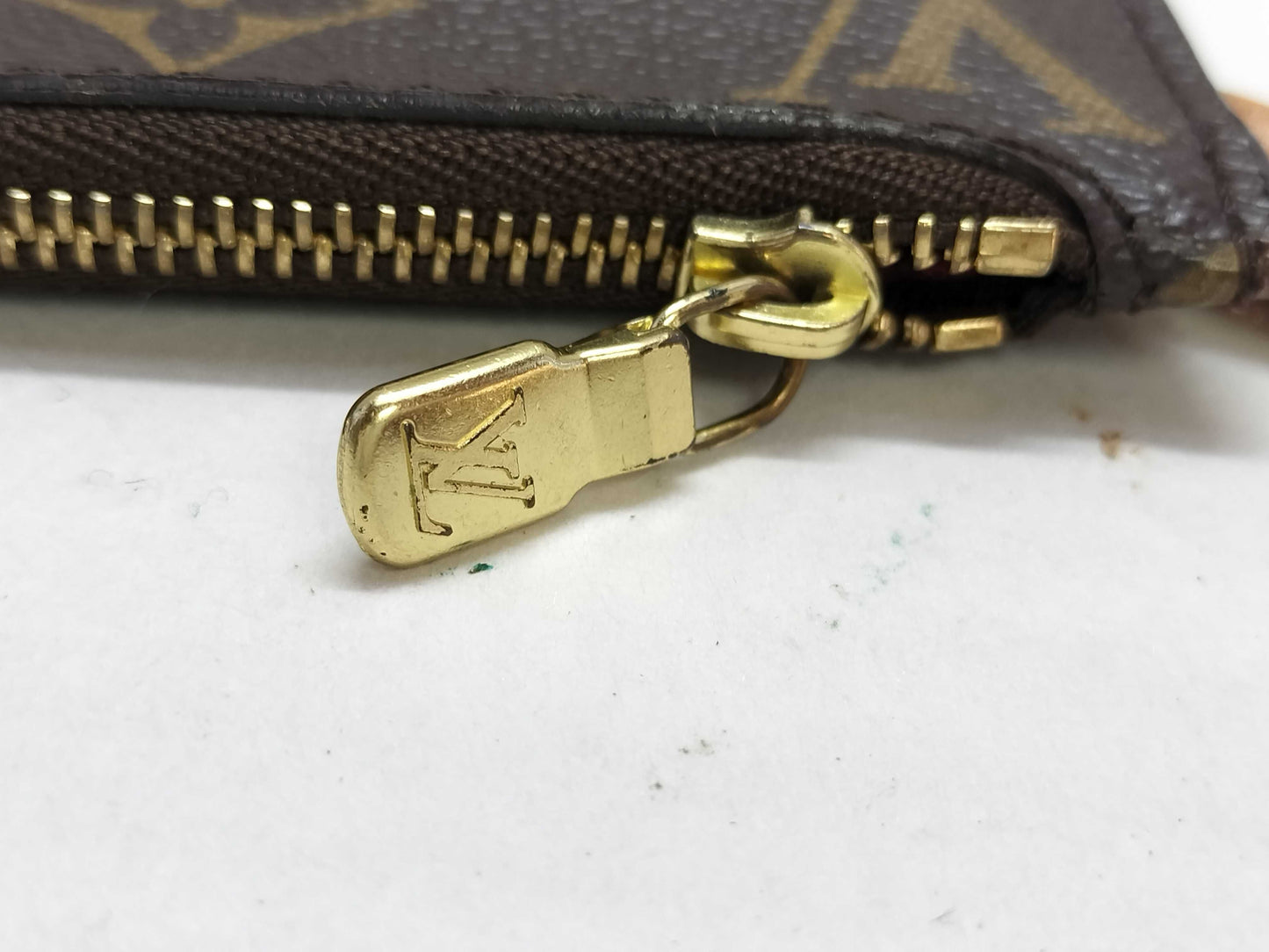 LOUIS VUITTON Monogram Neverfull Pouch