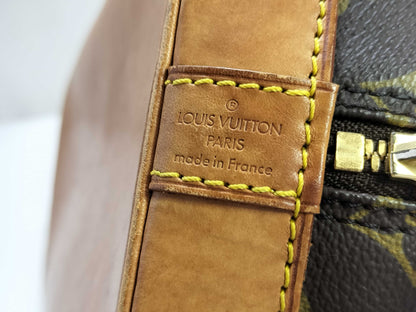 LOUIS VUITTON Monogram Louis Vuitton Monogram Alma Handbag