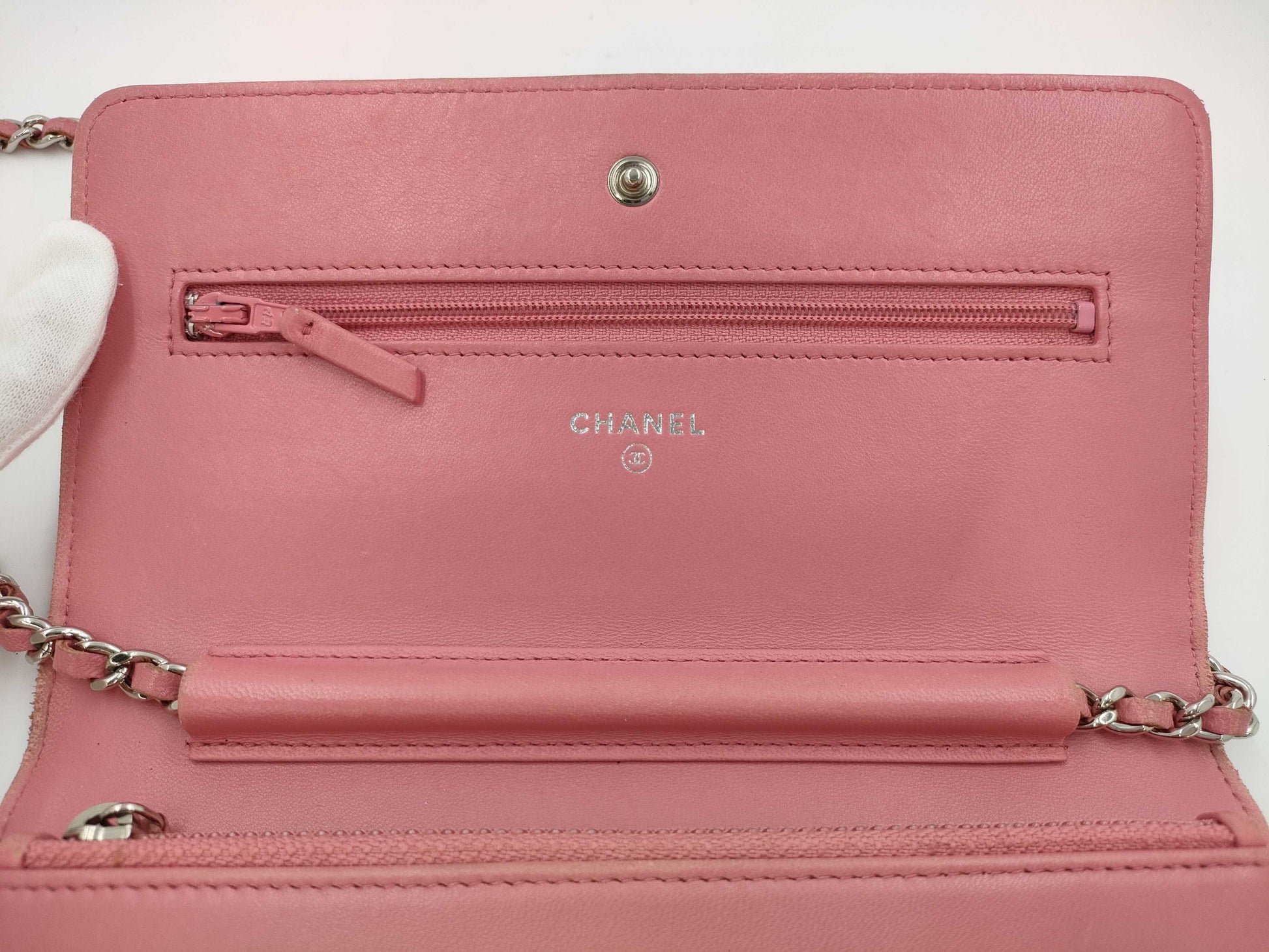 CHANEL Matelasse Chain Wallet A33814 Lambskin Pink 22 Series Shoulder Bag