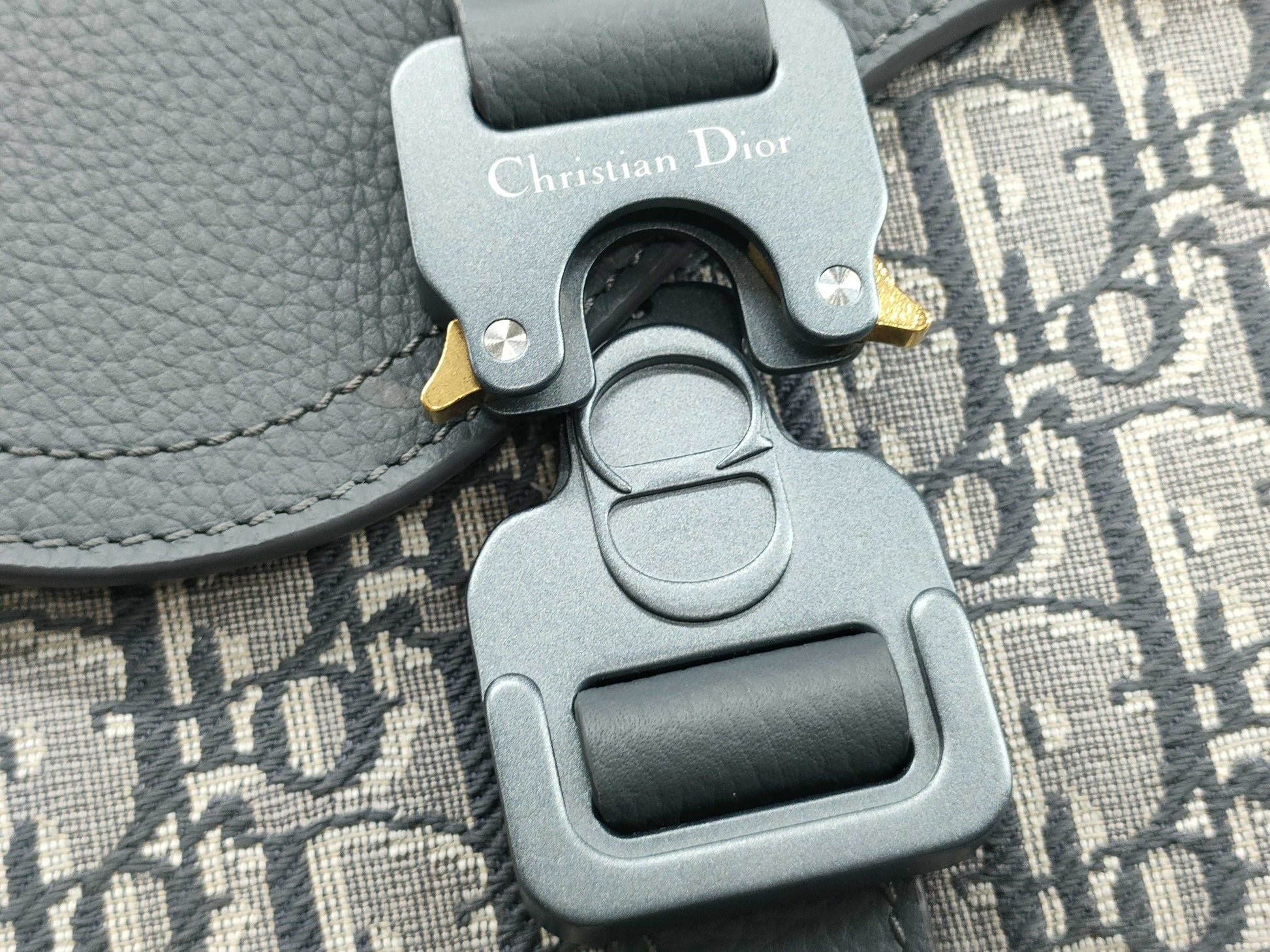 Dior DIOR Christian Dior Saddle Flap Messenger Bag Mini Shoulder Bag 2ADCA435YKS Oblique Jacquard and Grained Calfskin Shoulder Bag