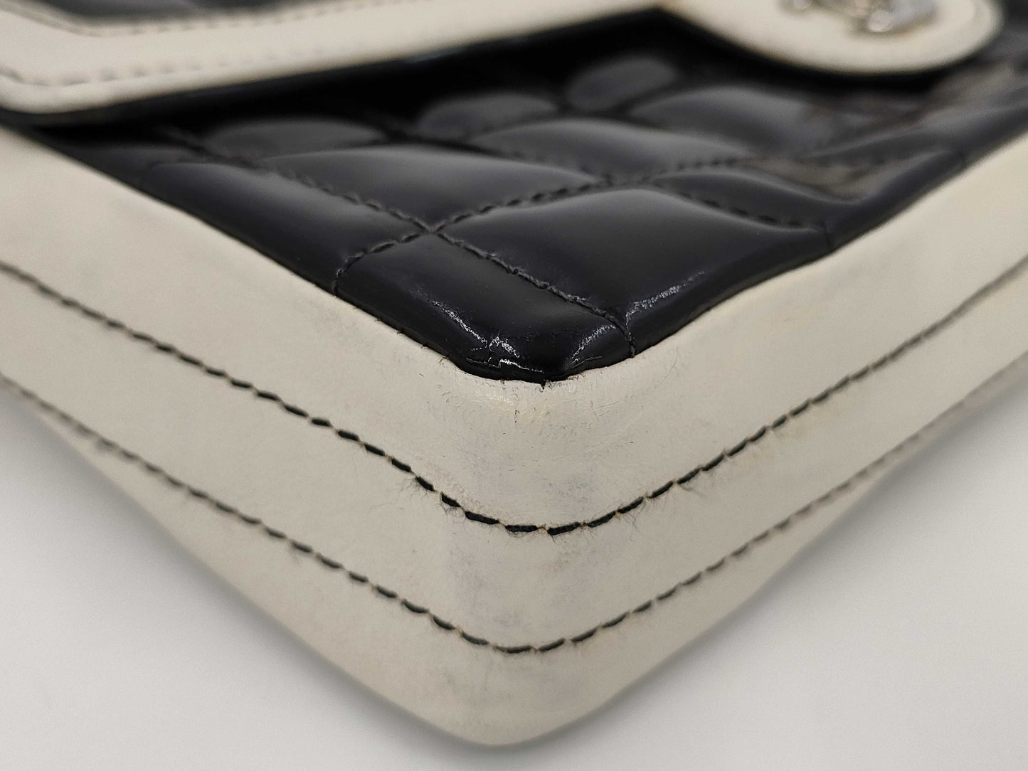 CHANEL CHANEL Chocobar Shoulder Bag A15316 Patent Leather and Lambskin Two-Tone Shoulder Bag No. 6