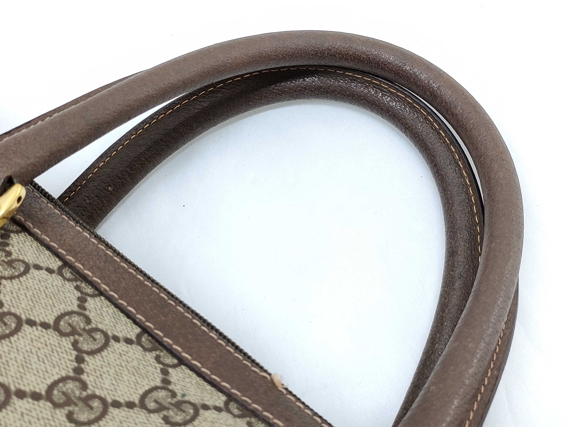 GUCCI GG Supreme Gucci bag handbag