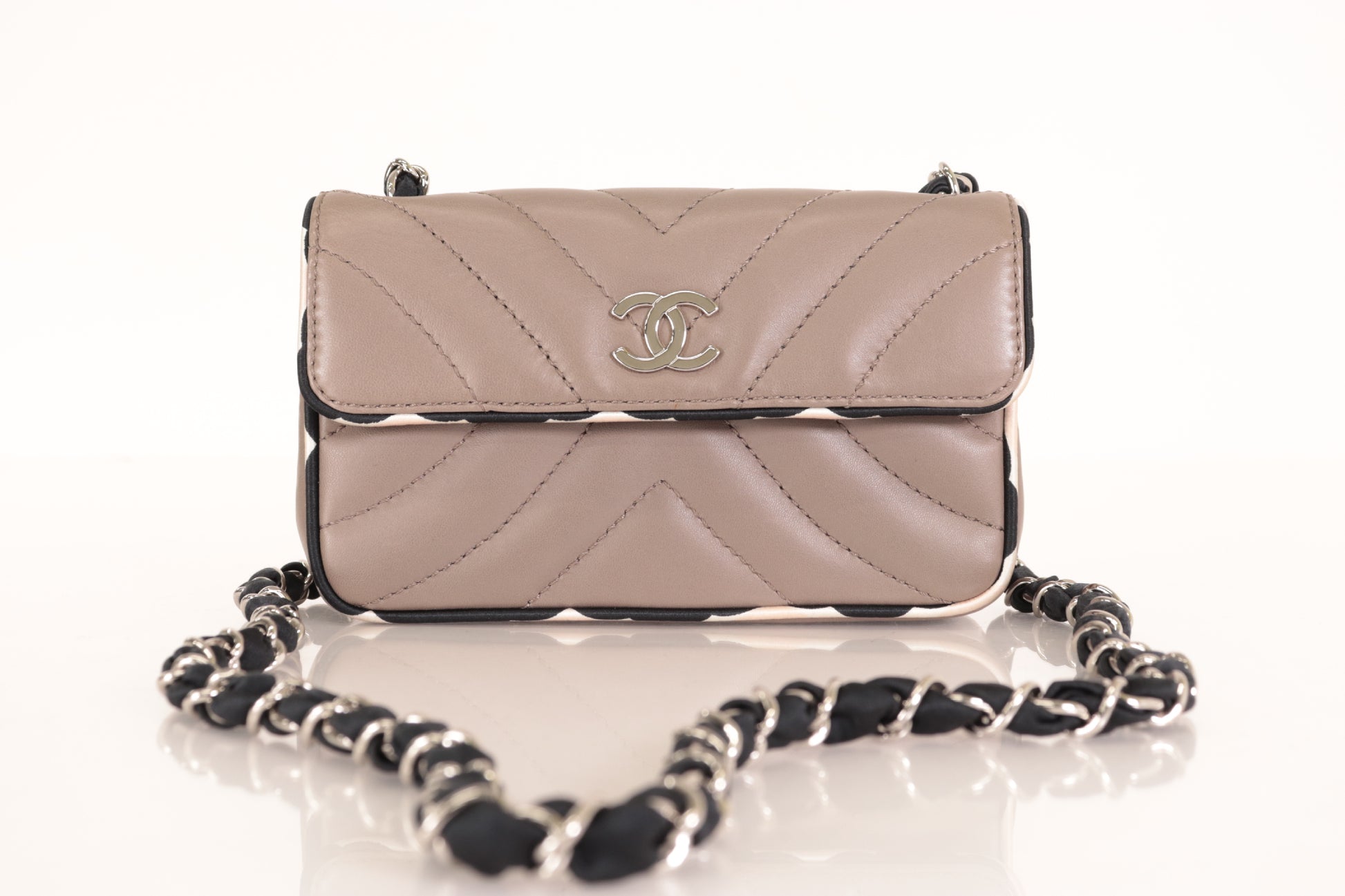 CHANEL V-Stitch Lamb Mini Chain Shoulder Bag, No. 9