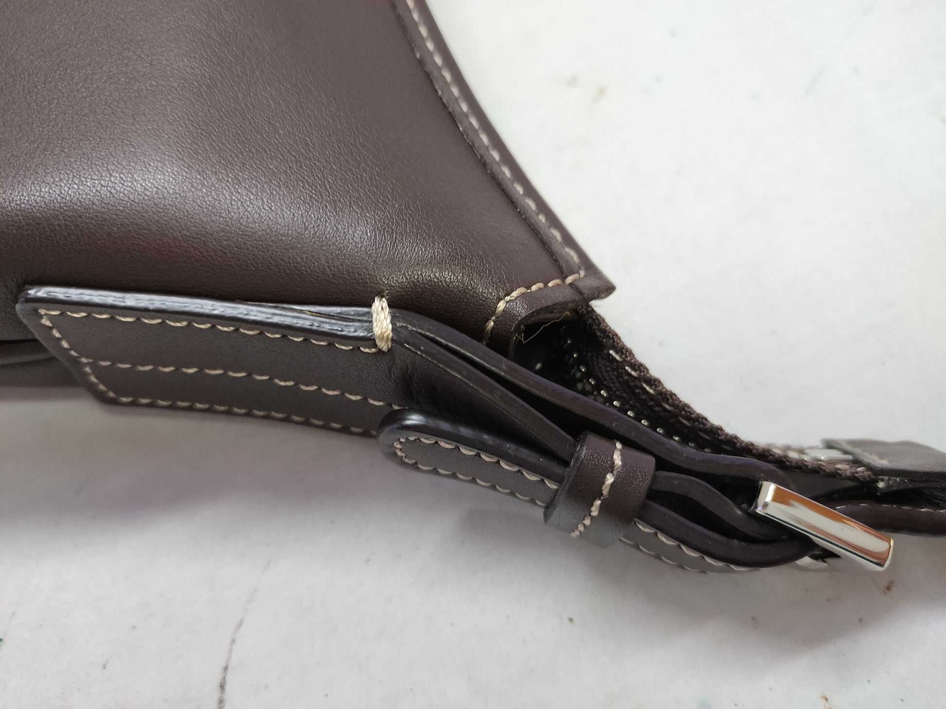 BURBERRY Leather Handbag with Checked Interior
