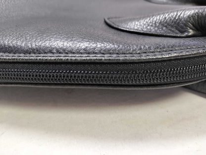 Yves Saint Laurent Leather Diamond-Cut Handbag