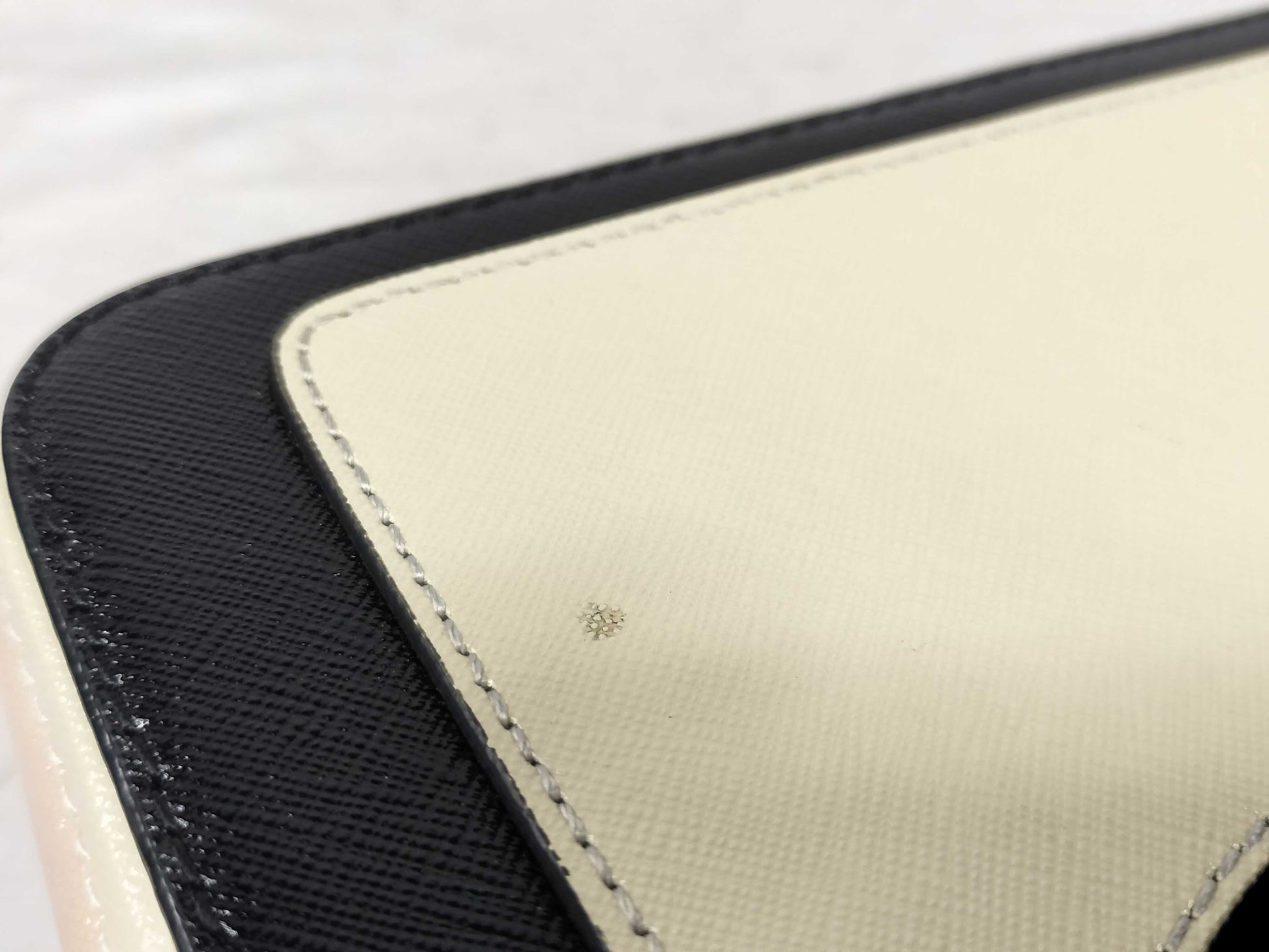 MARC JACOBS Snapshot Shoulder Bag