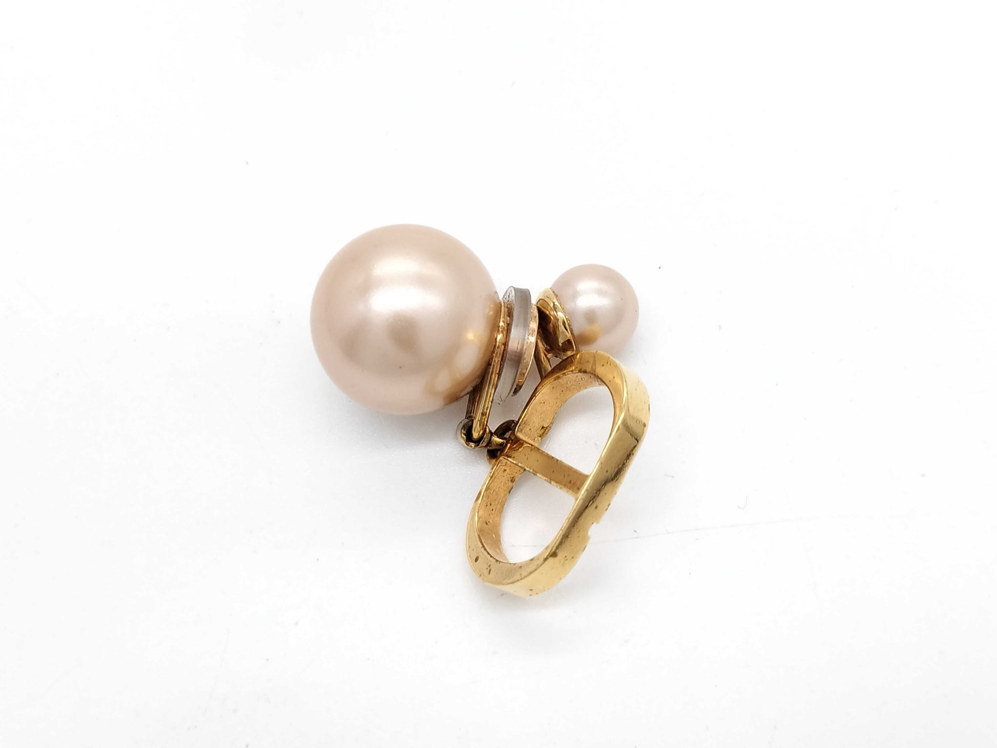 Dior Pearl Pink Gold Earrings 