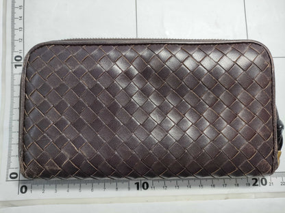 BOTTEGA VENETA Intrecciato Bottega Long Wallet