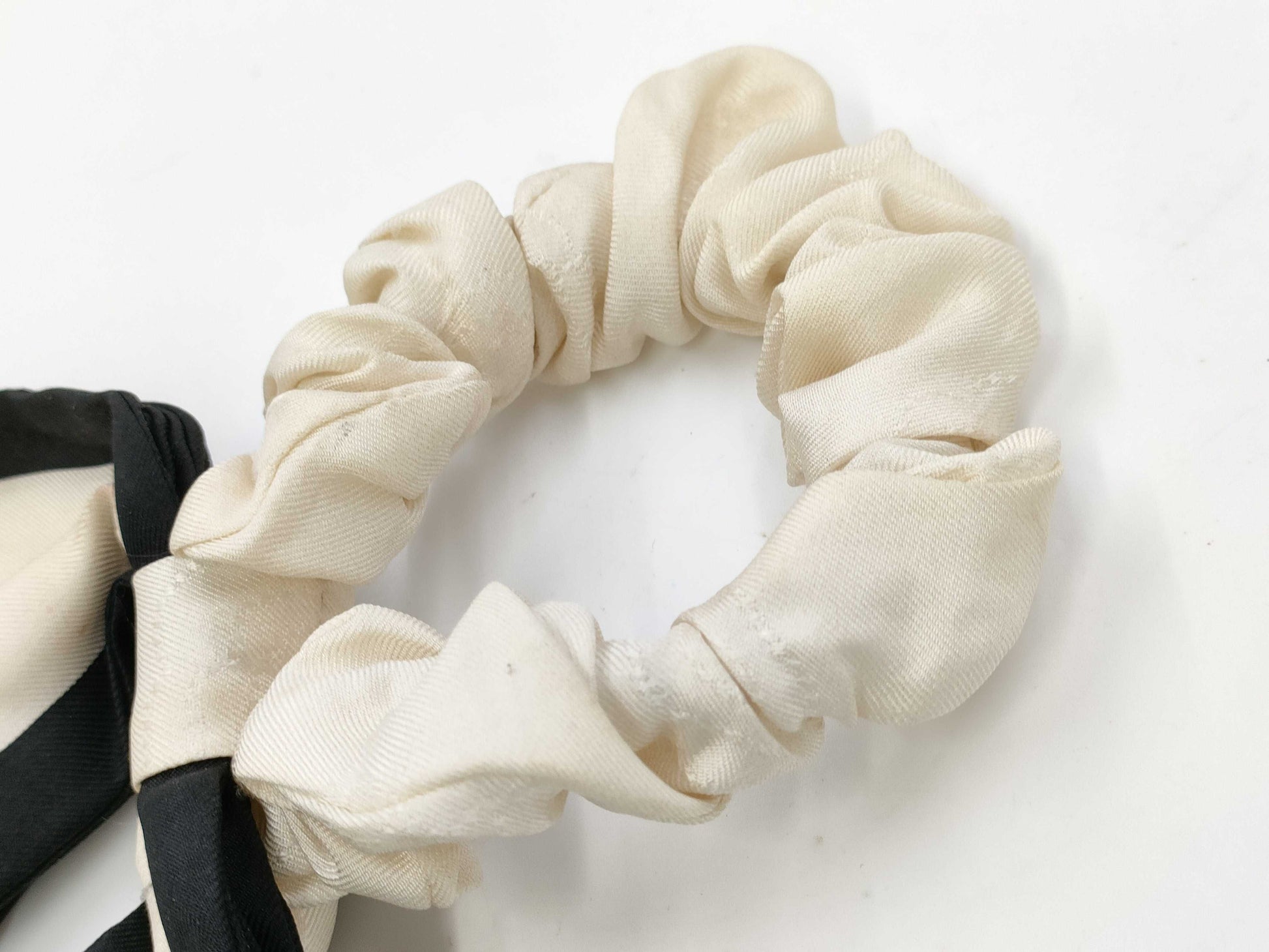 CHANEL CHANEL Scrunchie Hair Accessory Ribbon Coco Mark White x Black Silk Hair Accessory