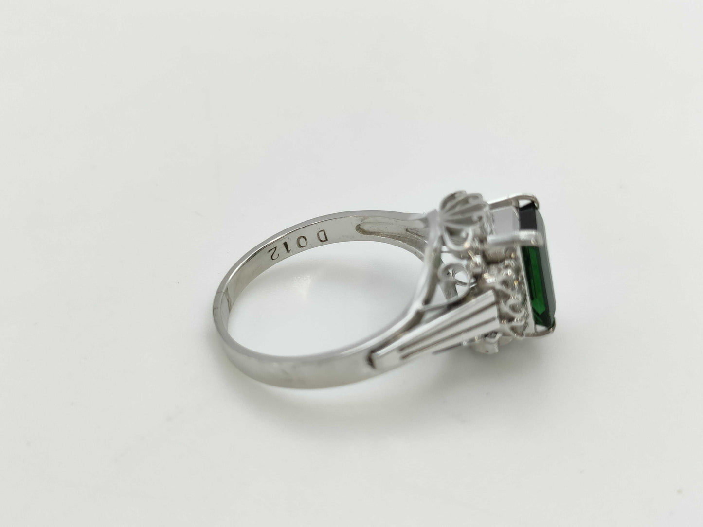 TL1.66ct D0.12ct Pt900 5.5g Ring 