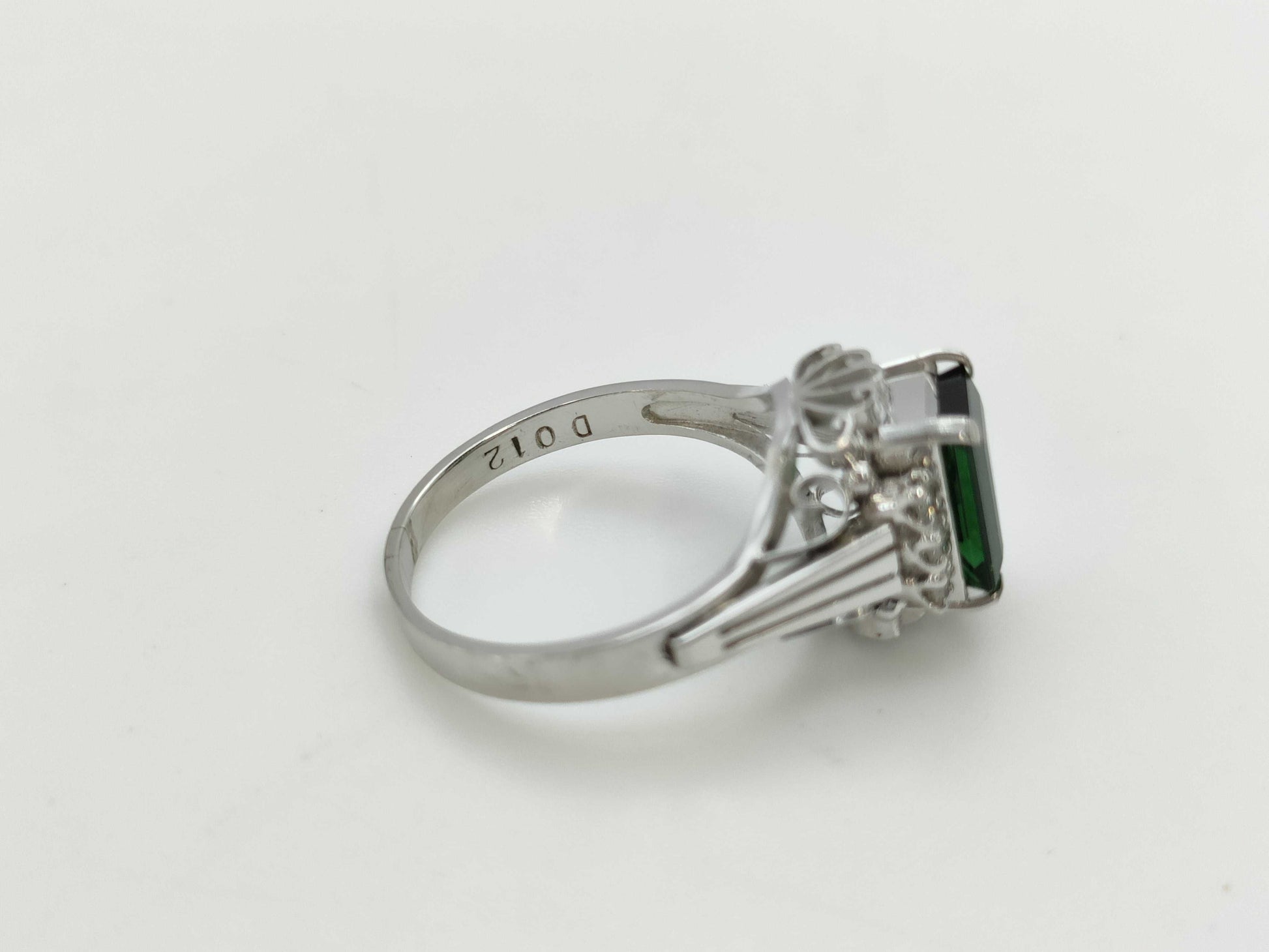 TL1.66ct D0.12ct Pt900 5.5g Ring 