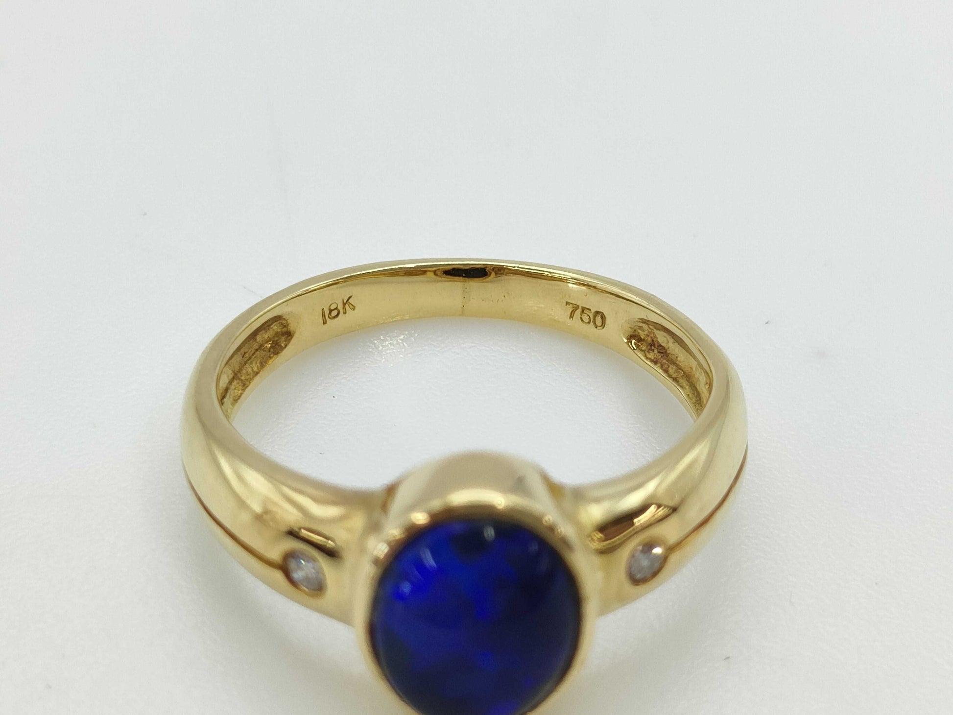 Colored Diamond 750 4.0g Ring 
