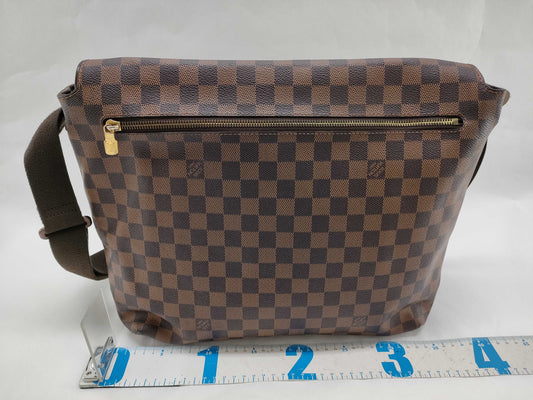 LOUIS VUITTON Damier LOUIS VUITTON Brooklyn Shoulder Bag