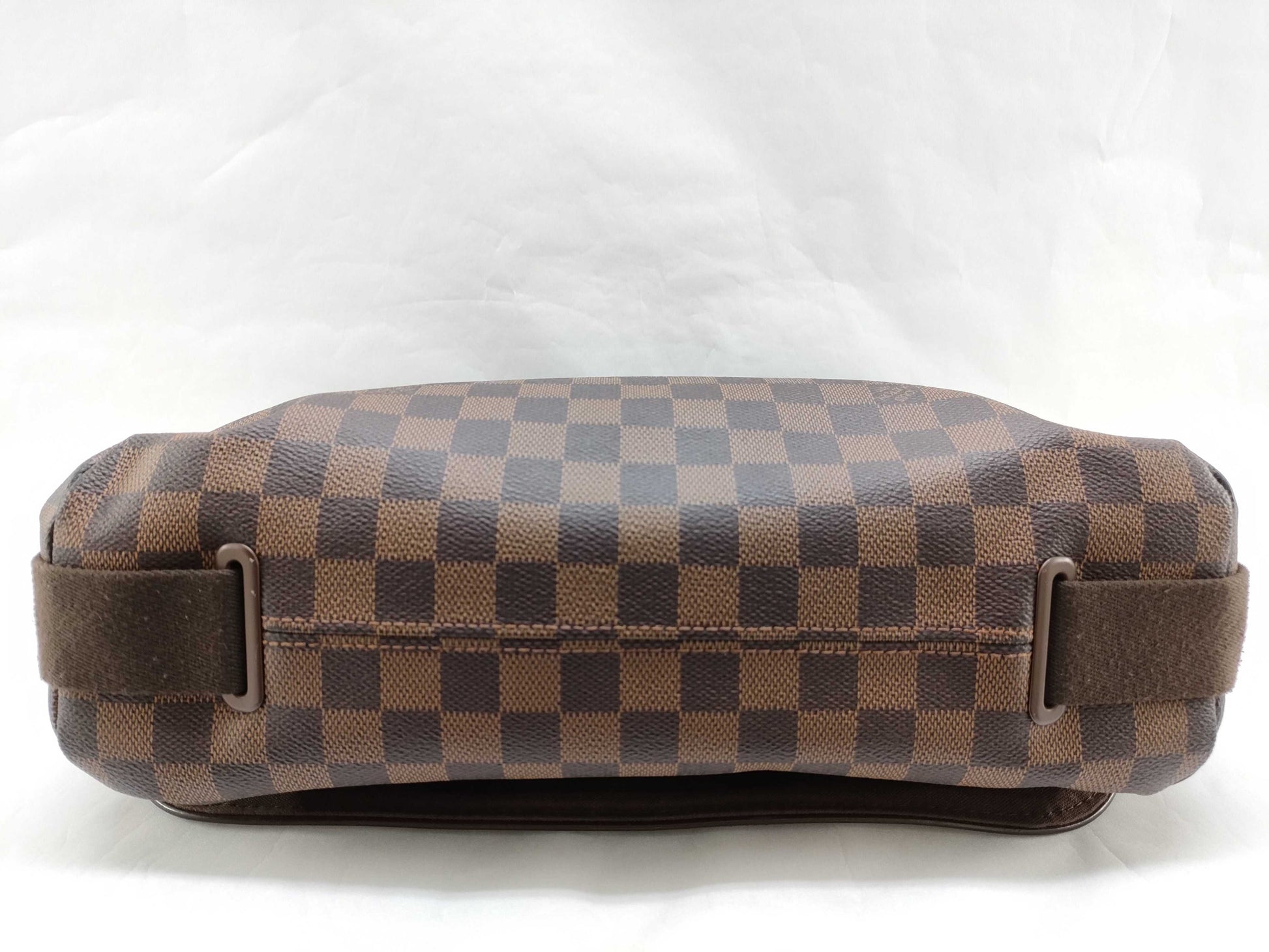 LOUIS VUITTON Damier LOUIS VUITTON Brooklyn Shoulder Bag