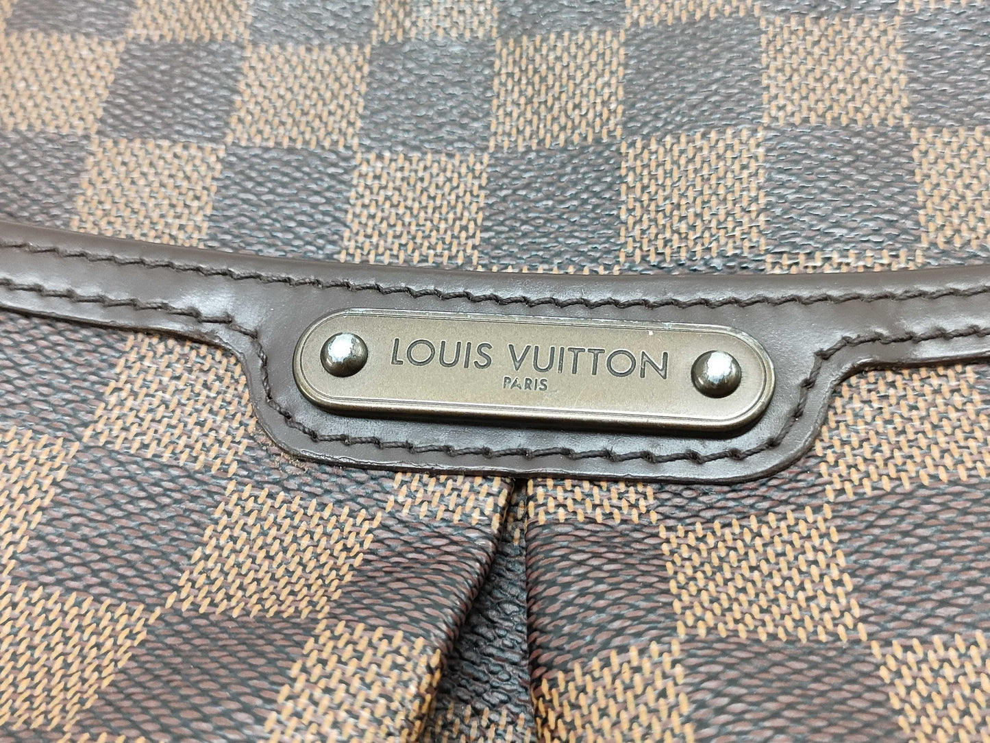 LOUIS VUITTON Damier Bloomsbury Shoulder Bag