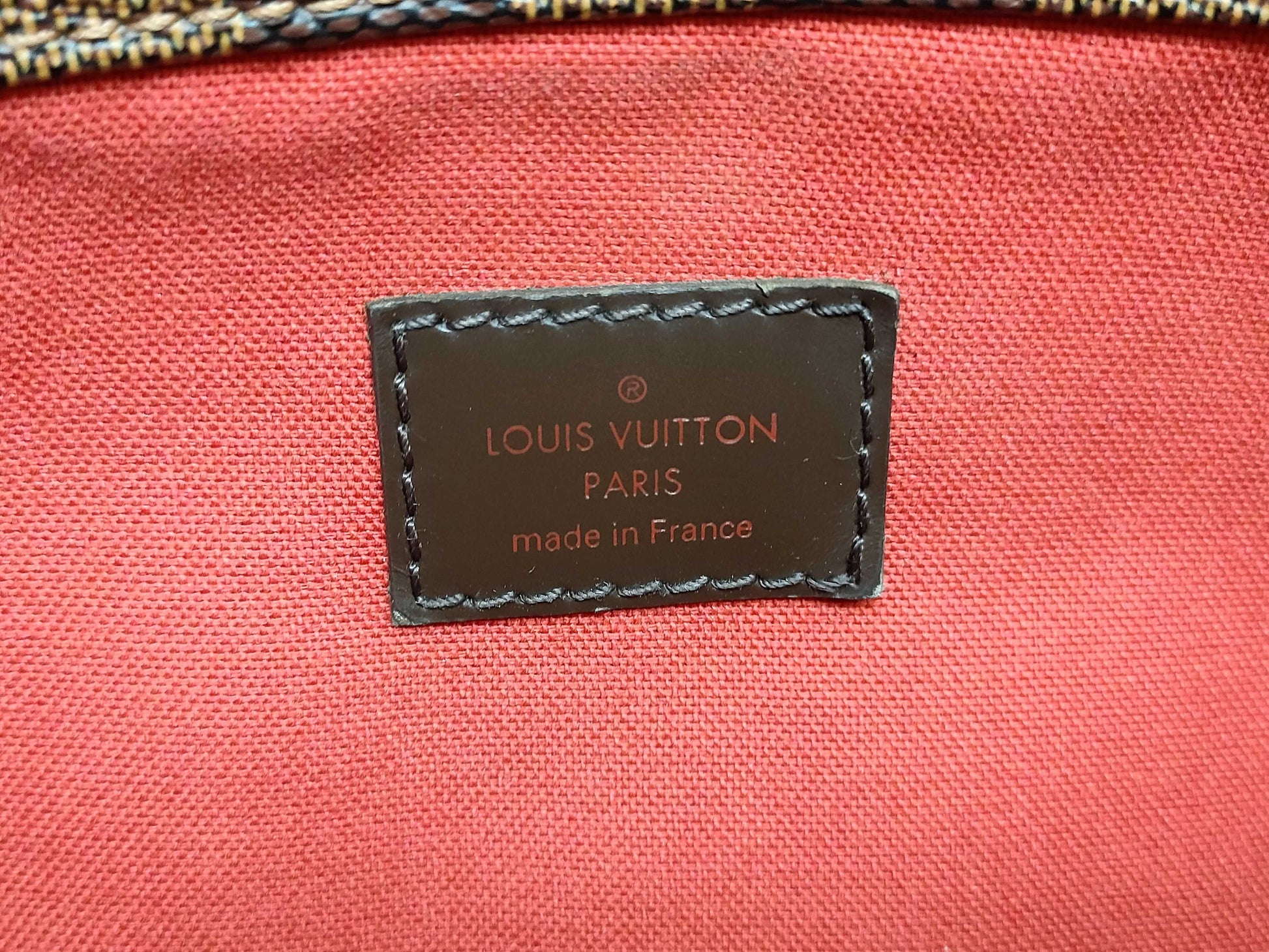 LOUIS VUITTON Damier Bloomsbury Shoulder Bag