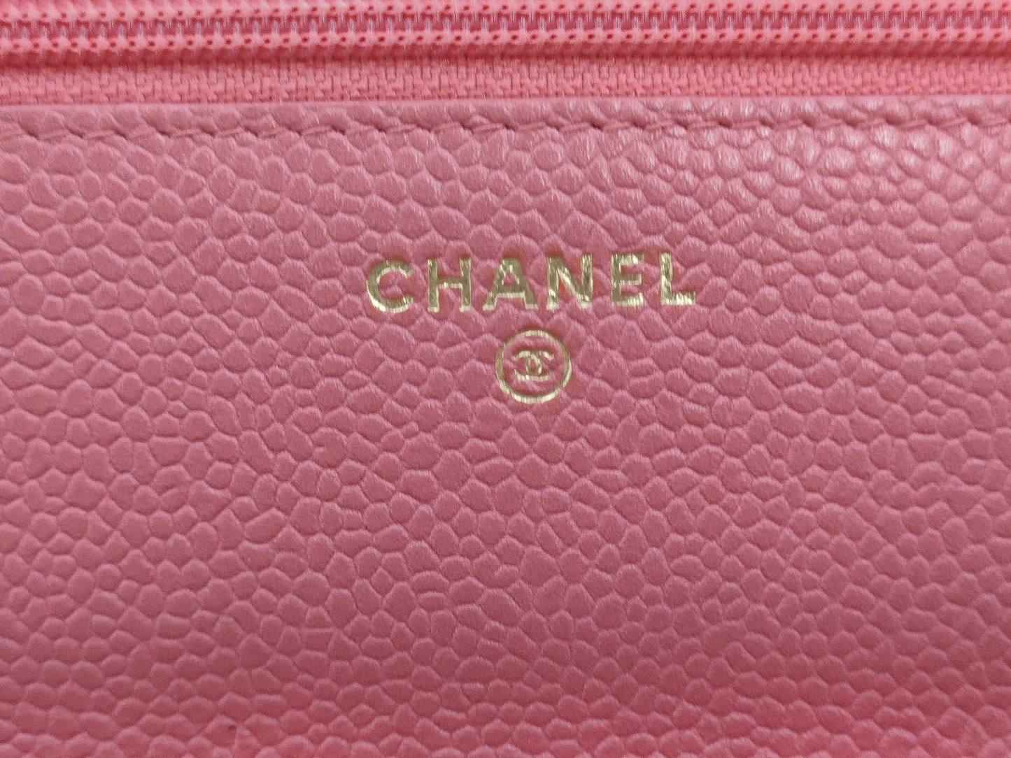 CHANEL Shoulder bag with sticker, No. 25
