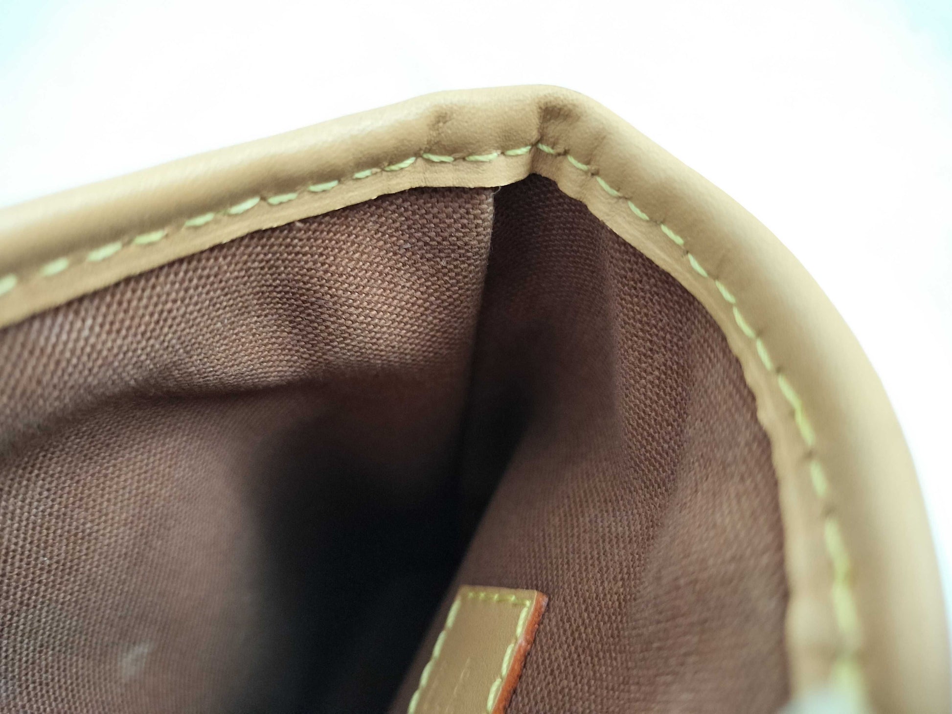 LOUIS VUITTON RFID Verified Monogram Fold Me Pouch Monogram M80874 Shoulder Bag