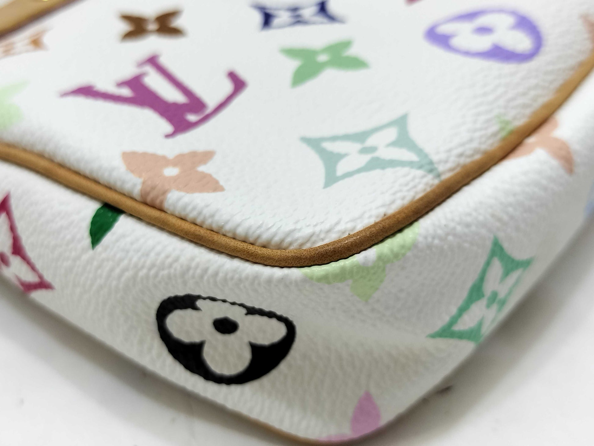 LOUIS VUITTON M92649 Monogram Multicolore Pochette Accessoires Monogram Multicolore Bronne M92649 Shoulder Bag