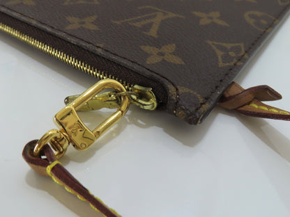 LOUIS VUITTON Unconfirmed Louis Vuitton Monogram Neverfull Pouch with ST