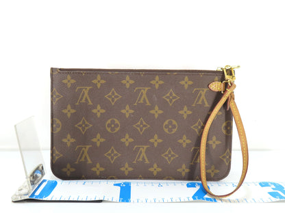 LOUIS VUITTON Unconfirmed Louis Vuitton Monogram Neverfull Pouch with ST