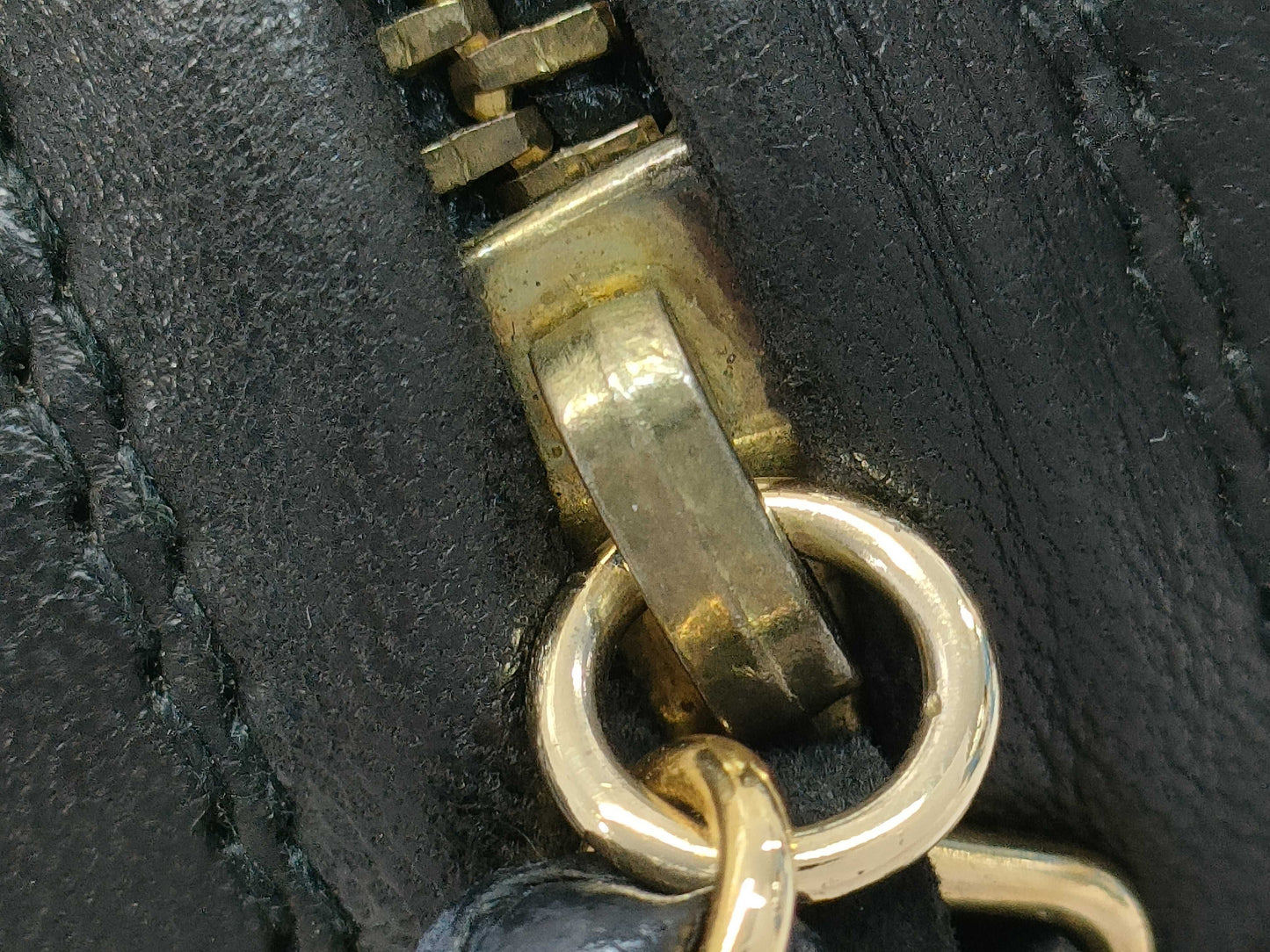 CHANEL Fringe Chain Shoulder Bag with Seal