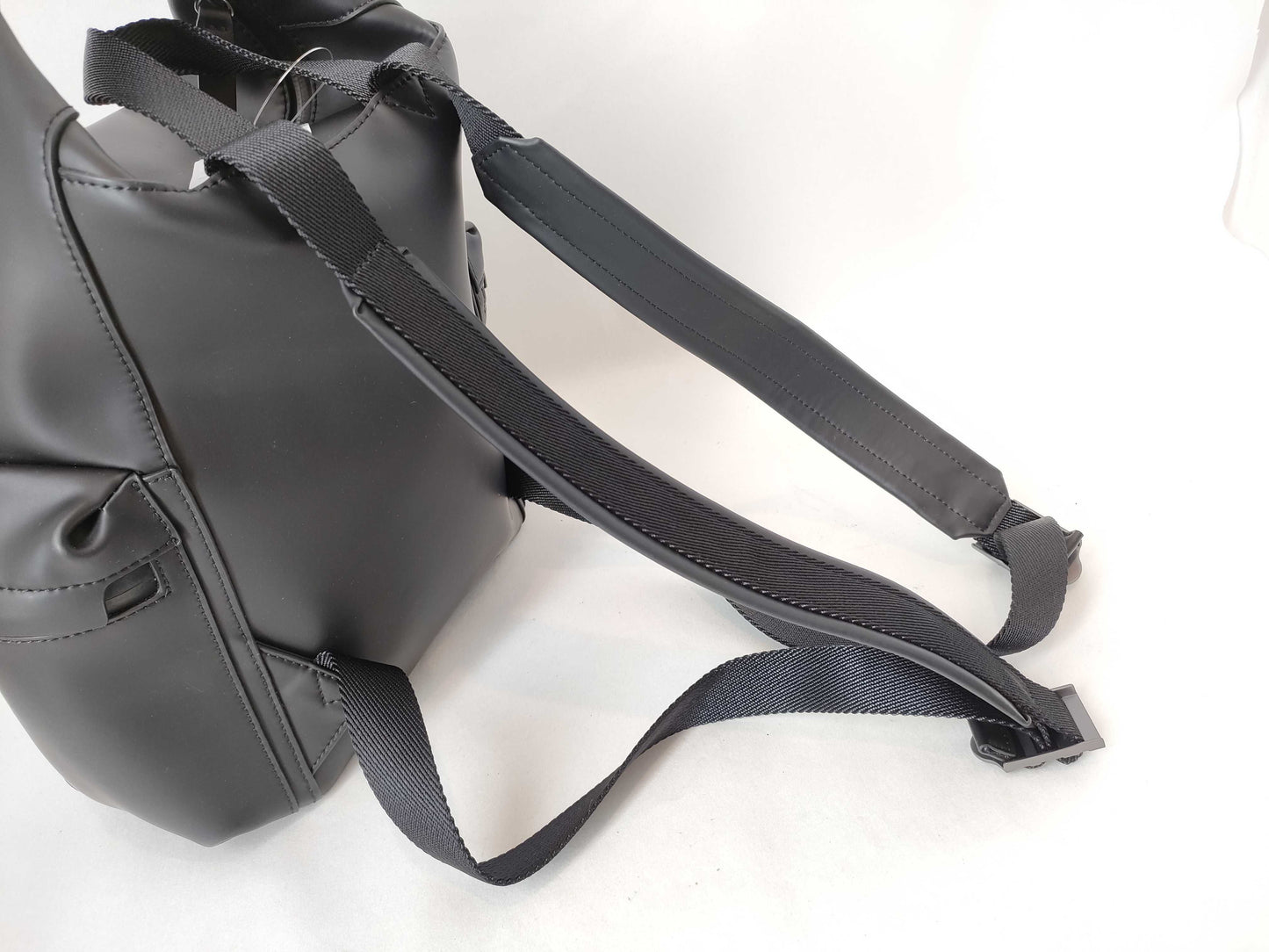 Hunter Original Medium Top Clip Backpack, Rubber Leather Rucksack