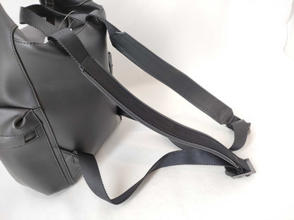 Hunter Original Medium Top Clip Backpack, Rubber Leather Rucksack
