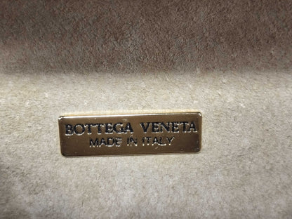 BOTTEGA VENETA Intrecciato Bottega Veneta Intrecciato Clasp Shoulder Bag