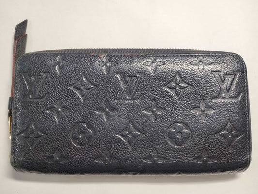 LOUIS VUITTON Monogram Empreinte Zippy Wallet