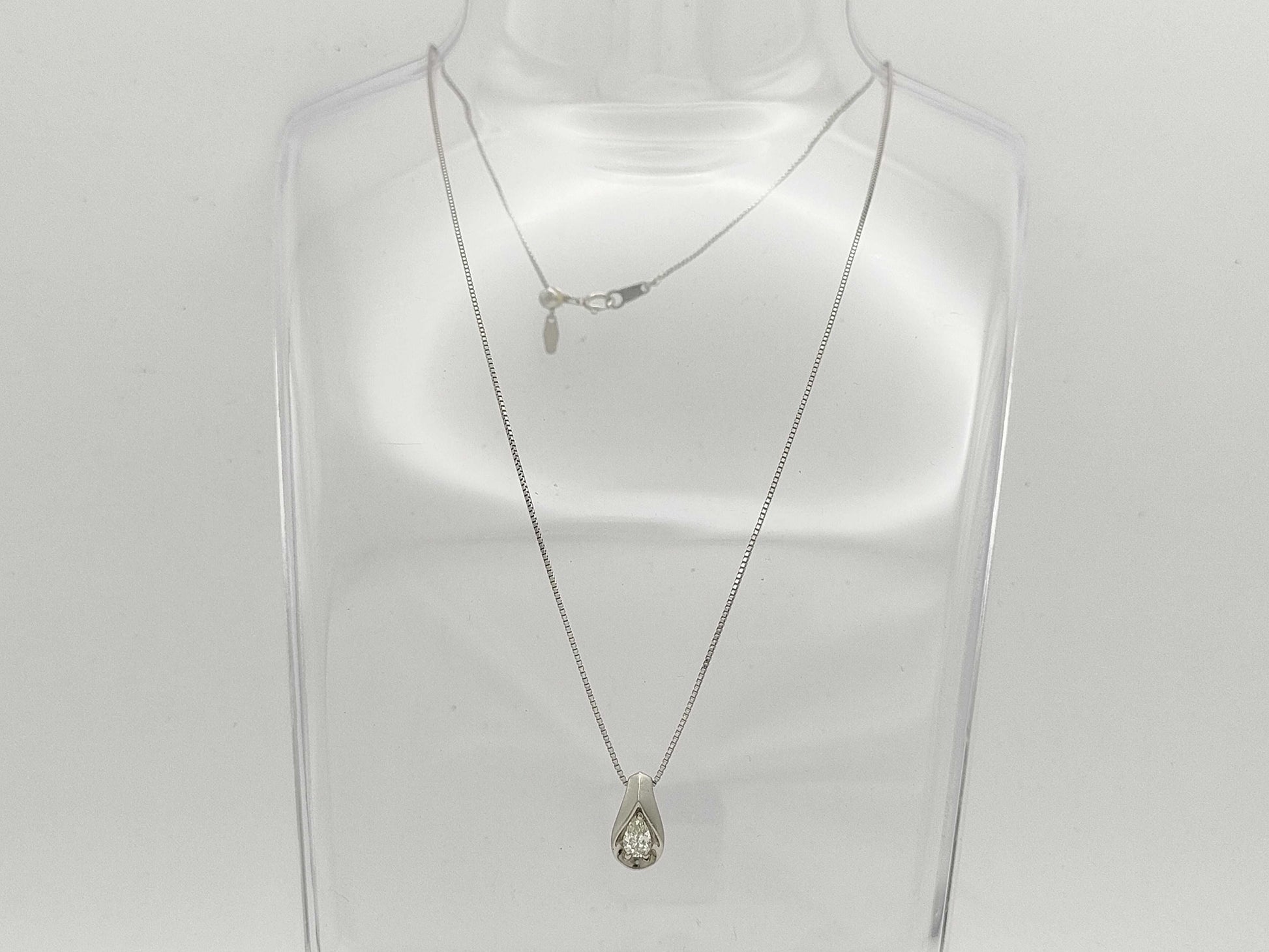 D0.323ct Pt900/850 5.2g Necklace 