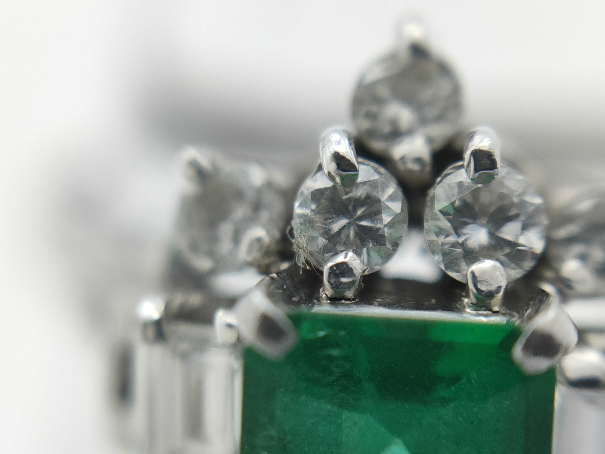 Emerald and Diamond Pm900 5.0g Ring 