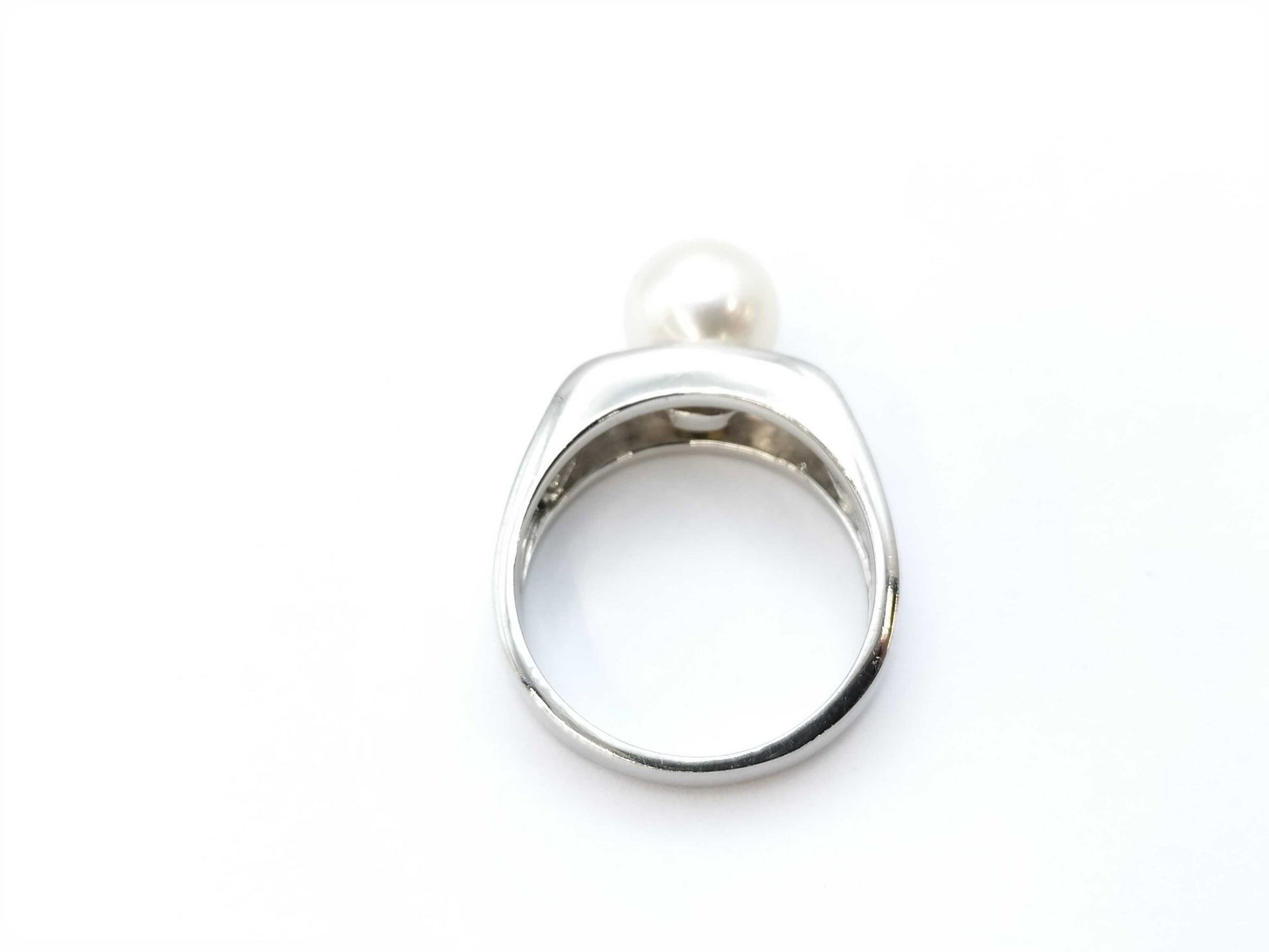 Pearl diameter: approx. 8.6mm, D0.24ct, PT900, 9.5g, Ring 
