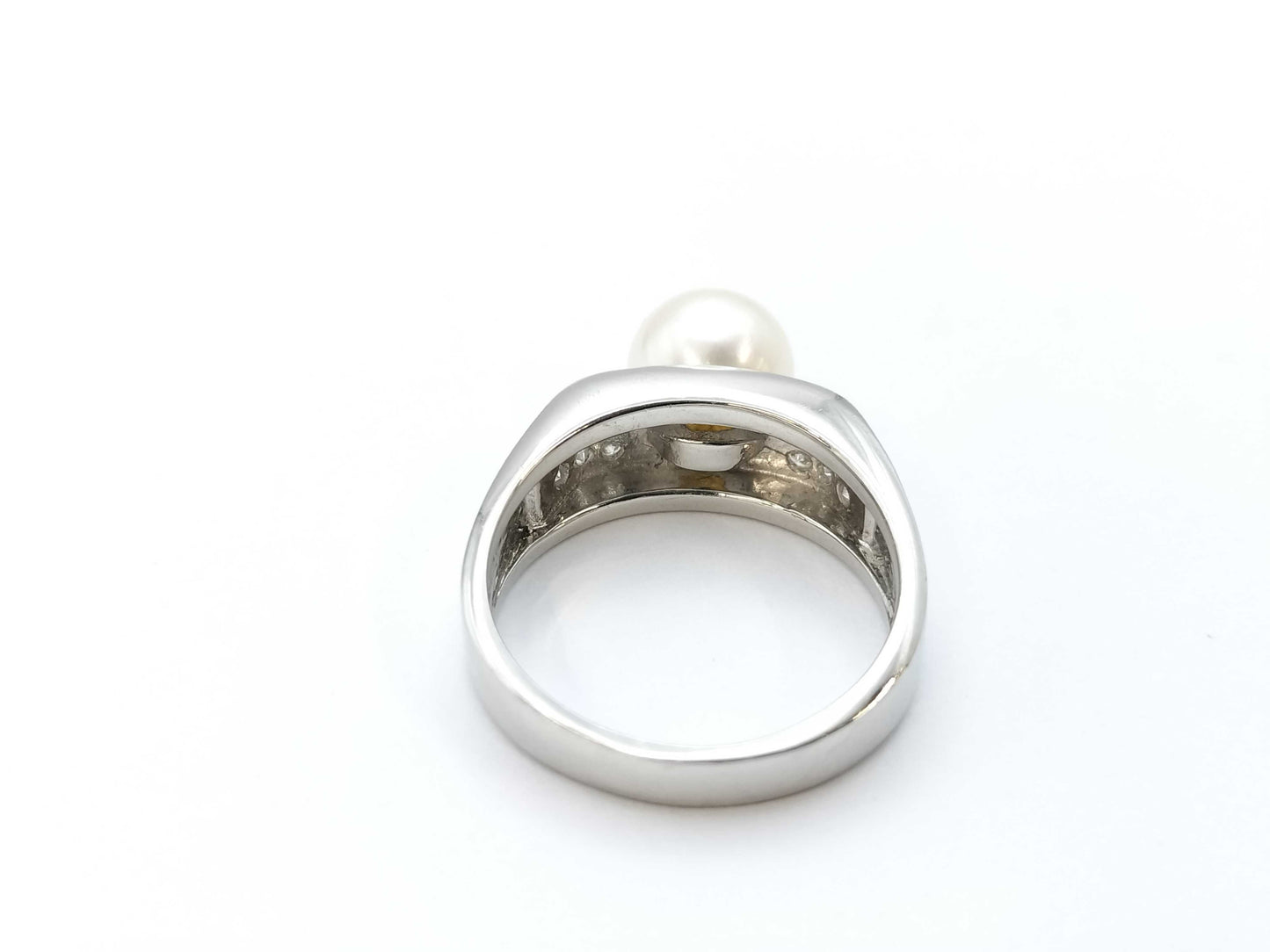 Pearl diameter: approx. 8.6mm, D0.24ct, PT900, 9.5g, Ring 
