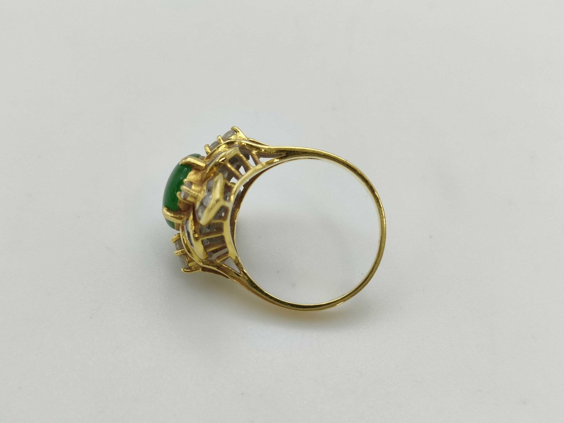 Jadeite and Diamond 750 5.7g Ring 