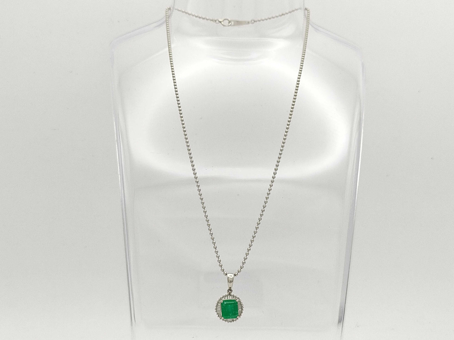E2.02ct D0.36ct Pt900/850 7.8g Necklace 