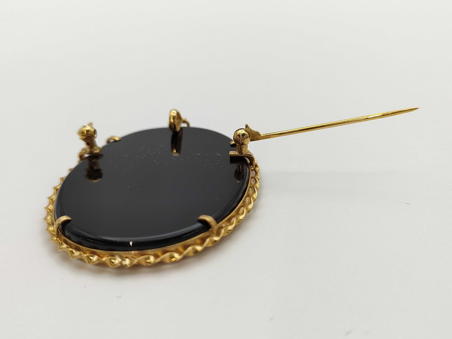 Agate 18K 11.1g Brooch 