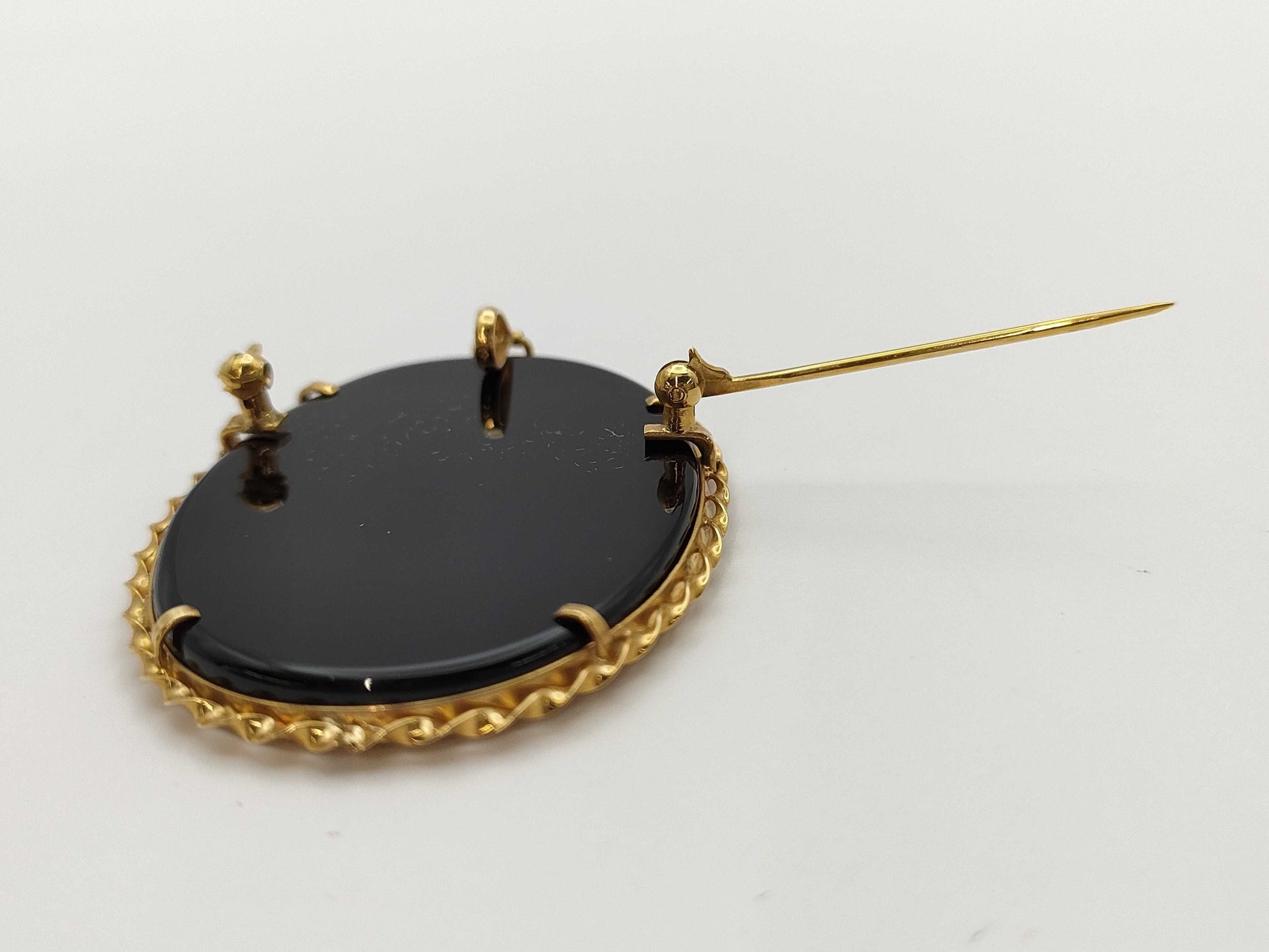 Agate 18K 11.1g Brooch 