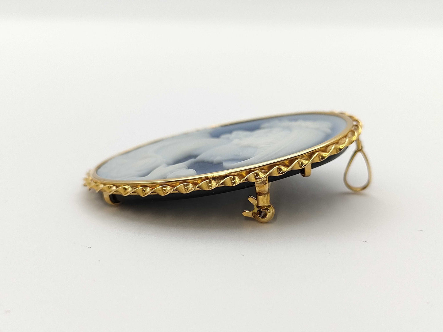 Agate 18K 11.1g Brooch 