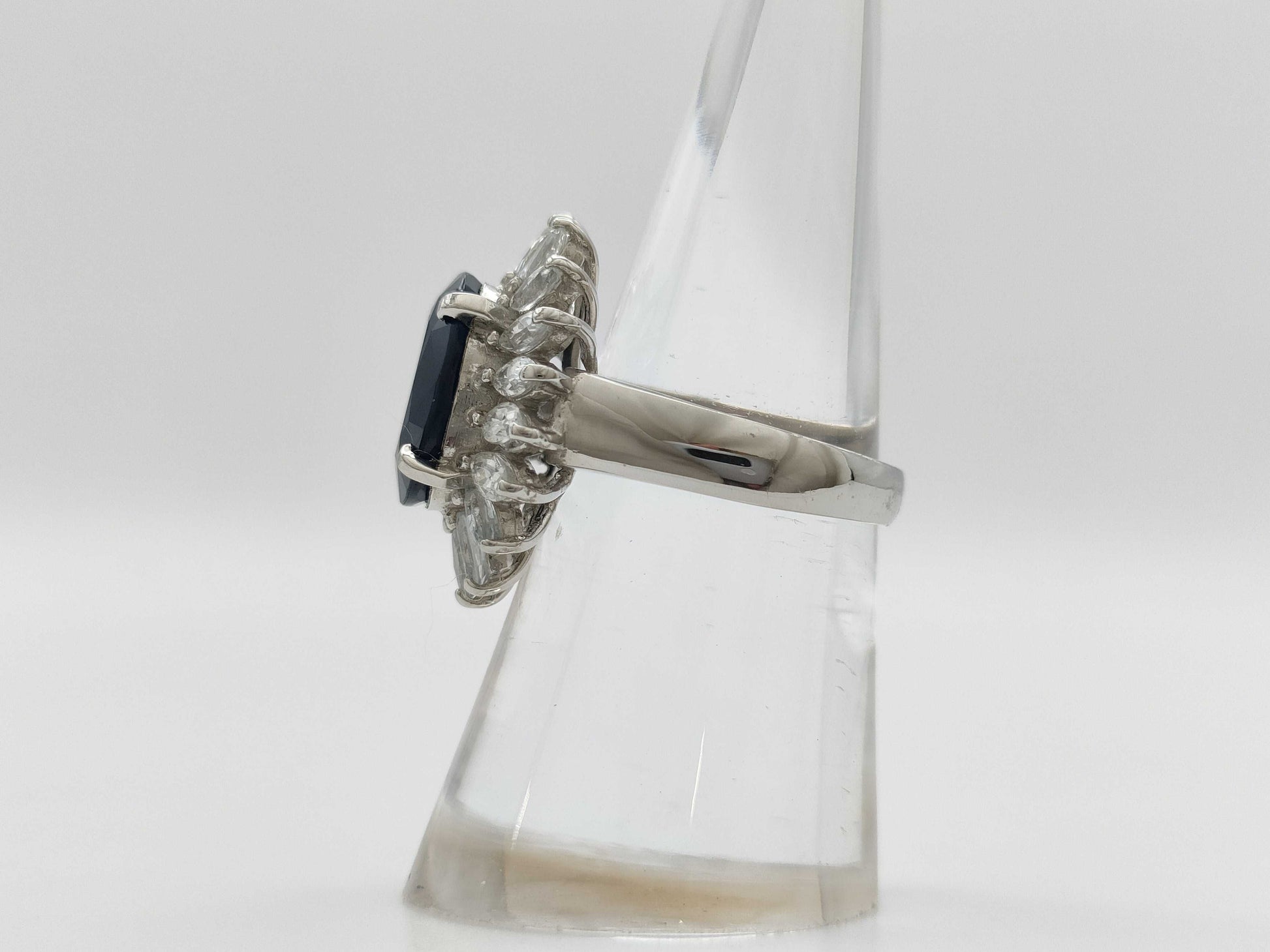 S 5.27ct/2.00ct PT900 9.4g Ring 