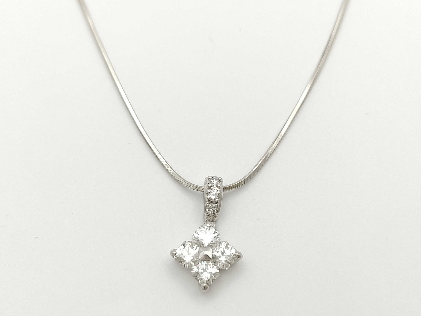 D0.87ct/0.06ct PT950/PT850 6.9g Necklace 