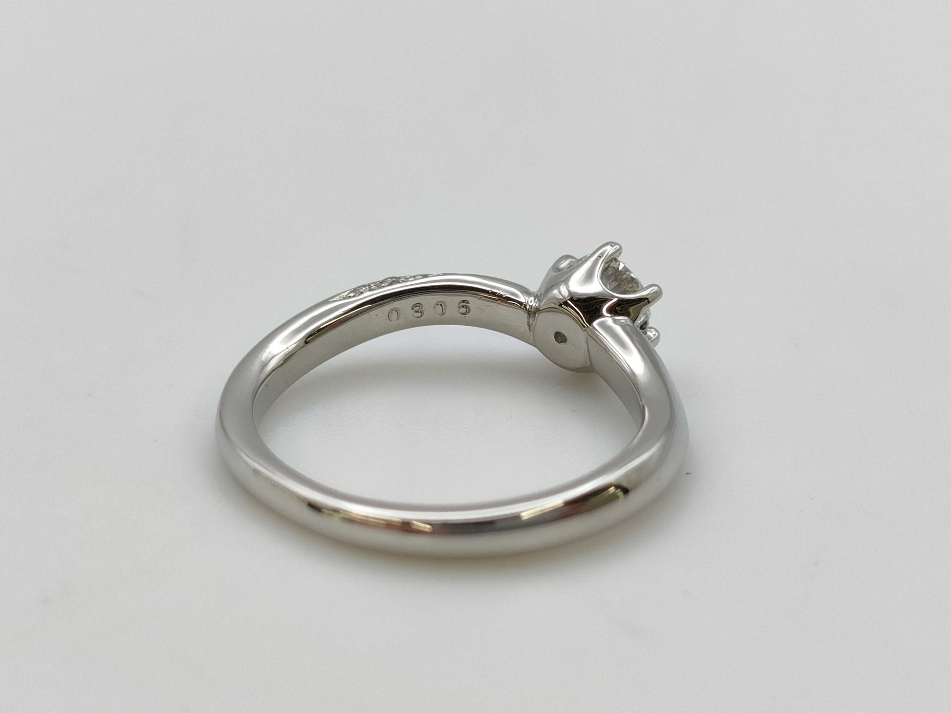 4℃ D0.306ct melee diamonds PT995 4.0g ring 