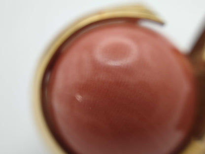Coral pendant top, diameter approximately 18.6mm, 18K gold, 15.6g 