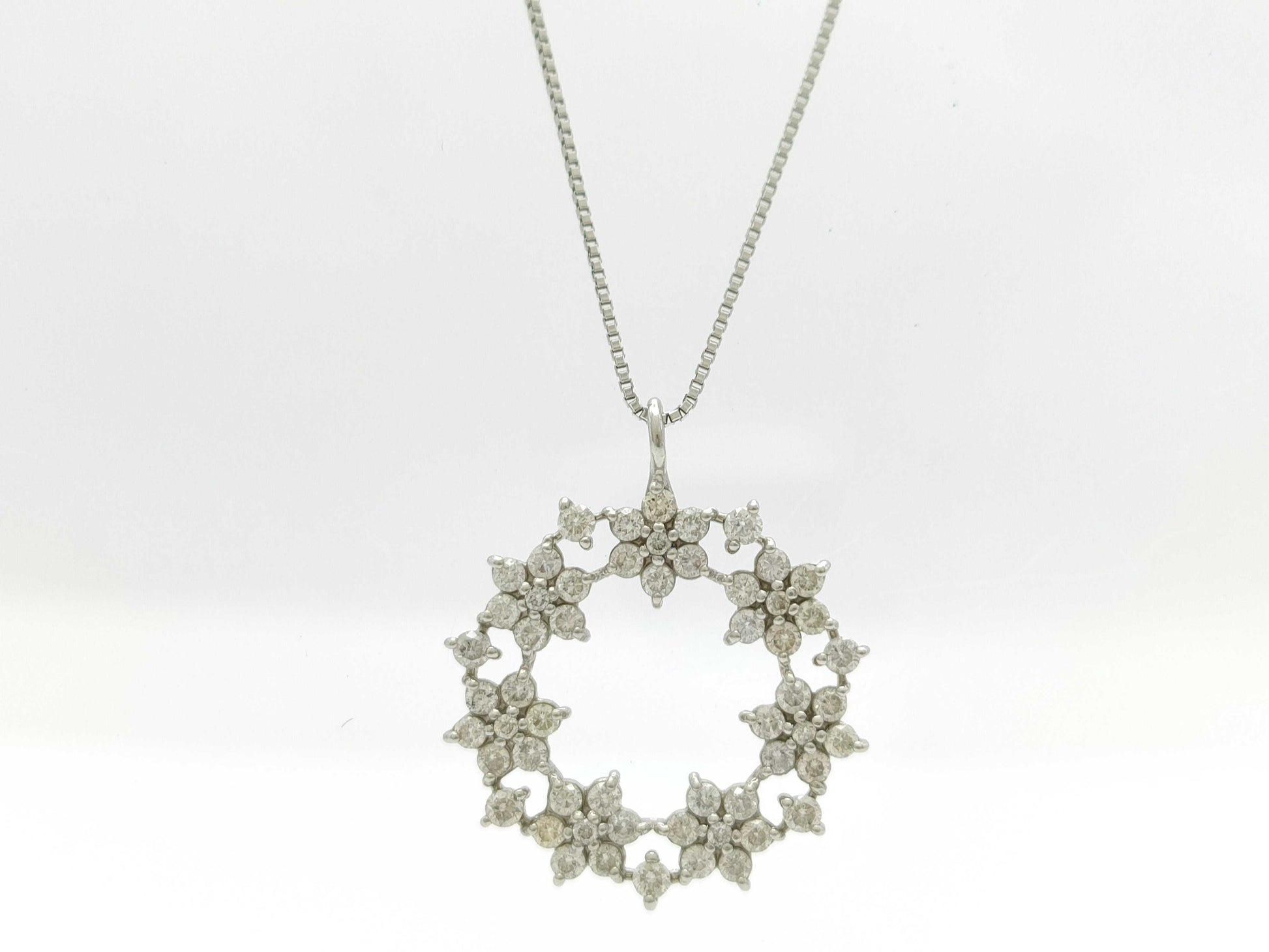 D0.50ct Pt900/850 3.0g Necklace 