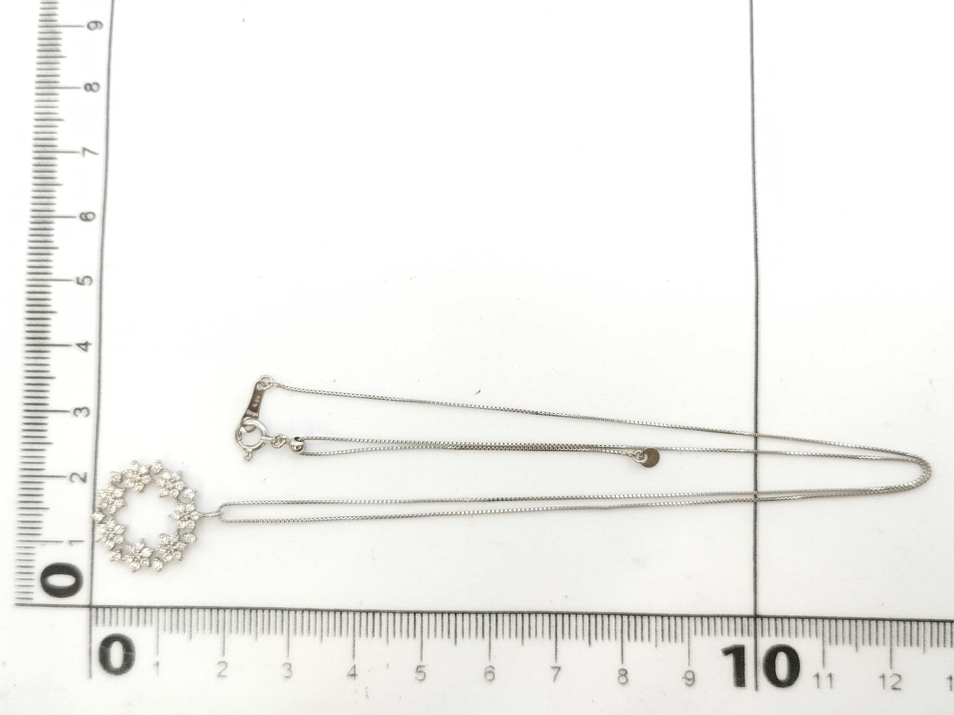 D0.50ct Pt900/850 3.0g Necklace 
