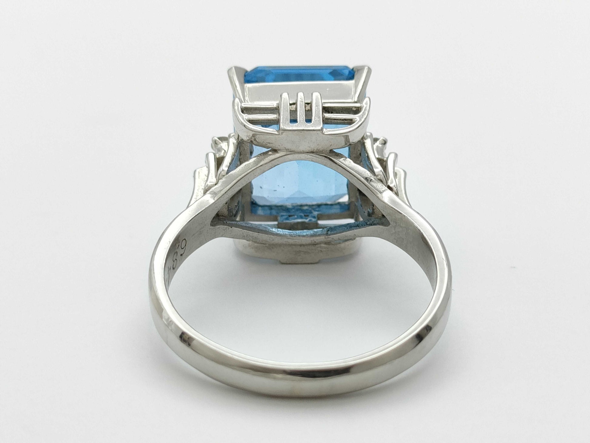 BT6.84ct D0.06ct Pt900 7.5g Ring 