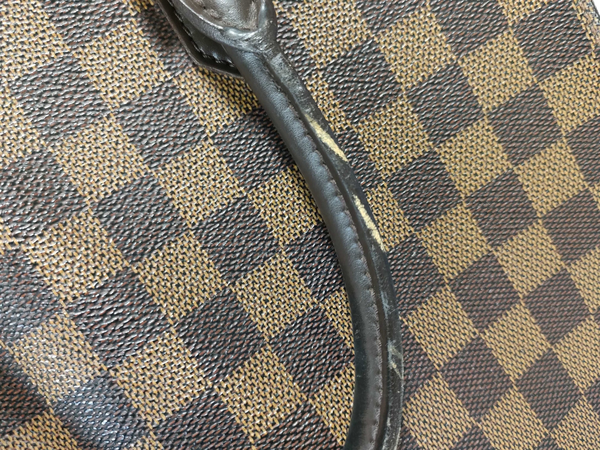 LOUIS VUITTON RFID Unverified MI1917 Damier Louis Vuitton Damier Venice Handbag