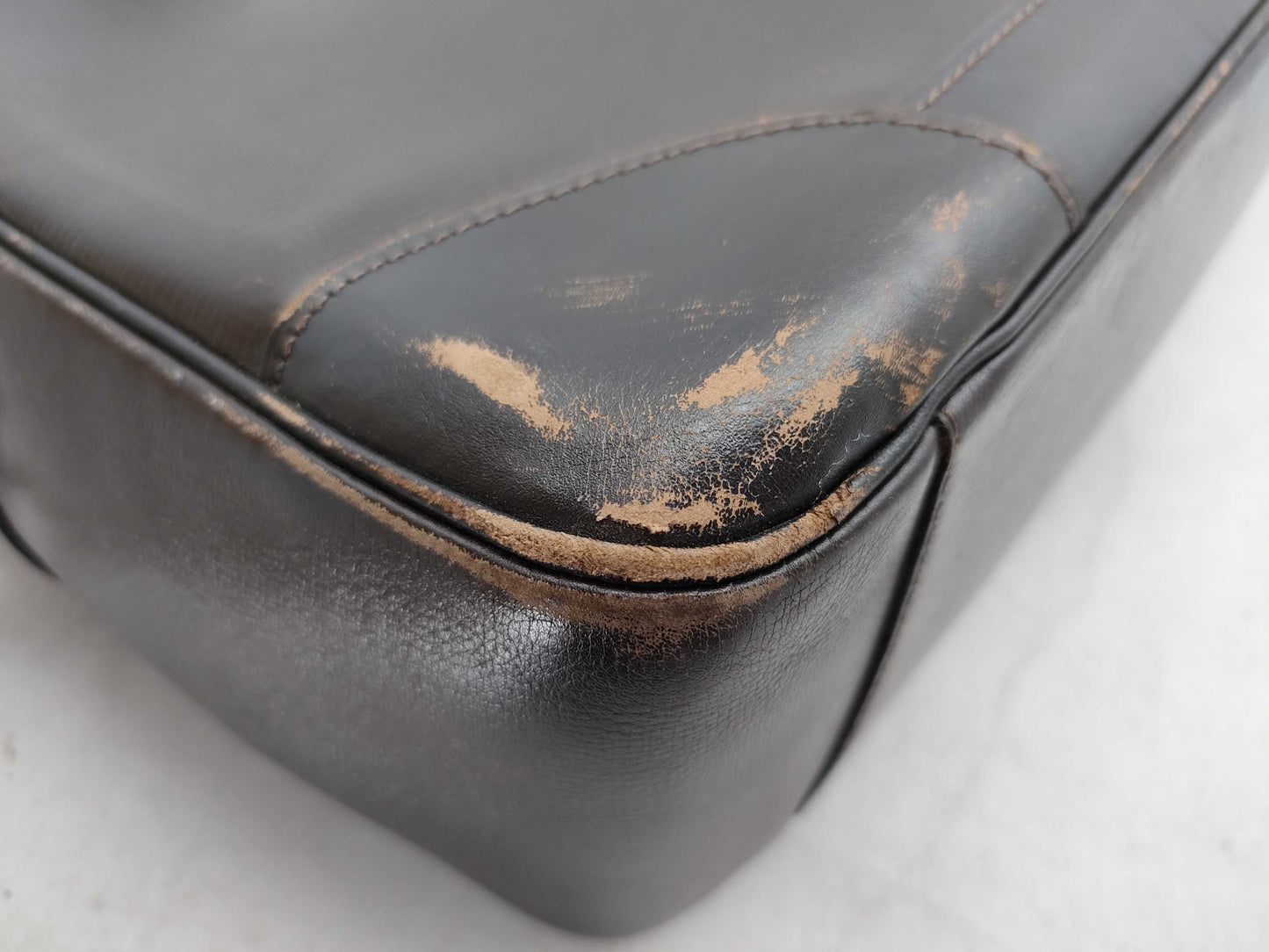 LOUIS VUITTON Utah Acoma Business Bag