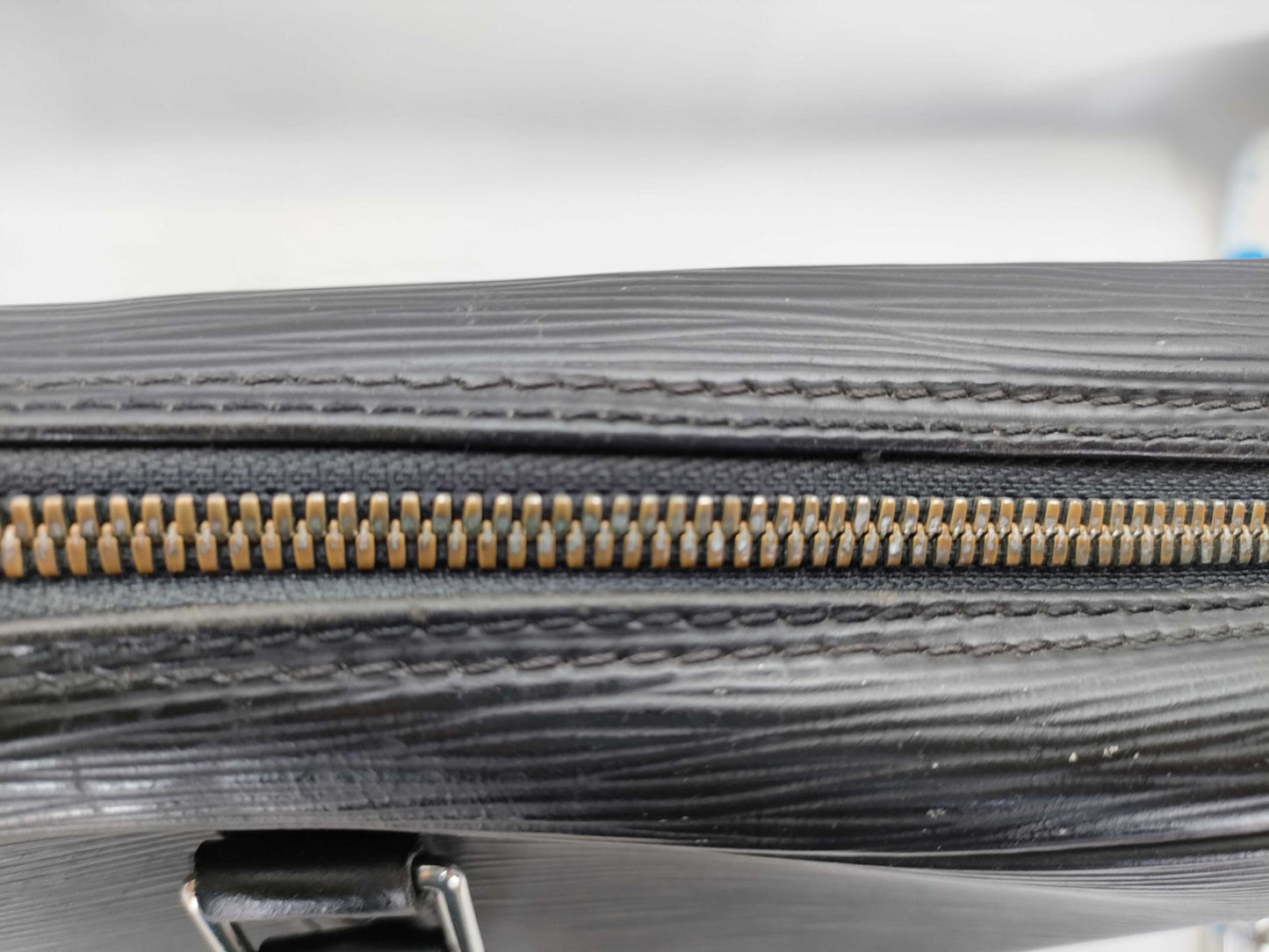 LOUIS VUITTON Epi Louis Vuitton Epi Porte-Document Voyage Business Bag