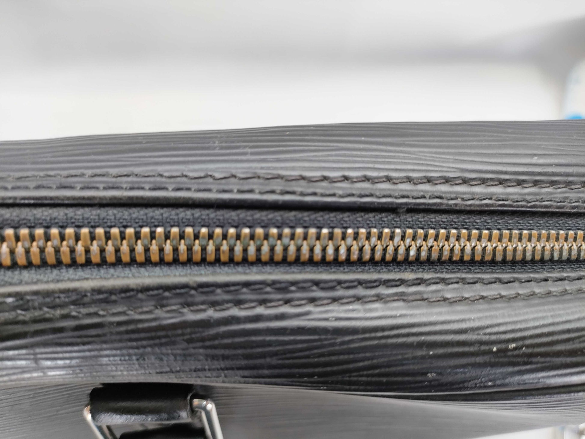 LOUIS VUITTON Epi Louis Vuitton Epi Porte-Document Voyage Business Bag